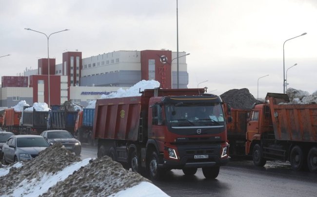 Три сотни с рыла: как делаются грязные деньги на вывозе снега в Петербурге петербург, снег, беглов