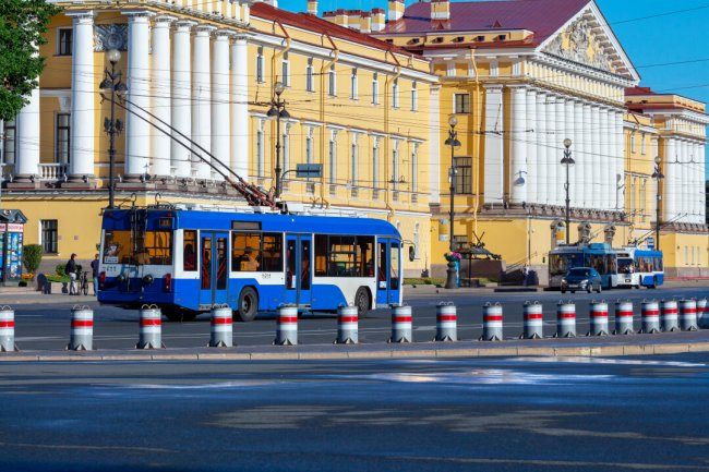Более 60 млн выделили в Петербурге на создание рабочих мест для инвалидов полезное