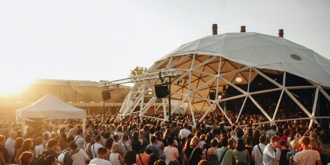 В Петербурге состоится летний фестиваль ROOF FEST 2022 на крыше фест