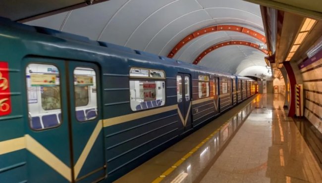 Бюджет петербургского метрополитена мог полегчать из-за аферистов на 61 млн рублей питер, подземка, спб