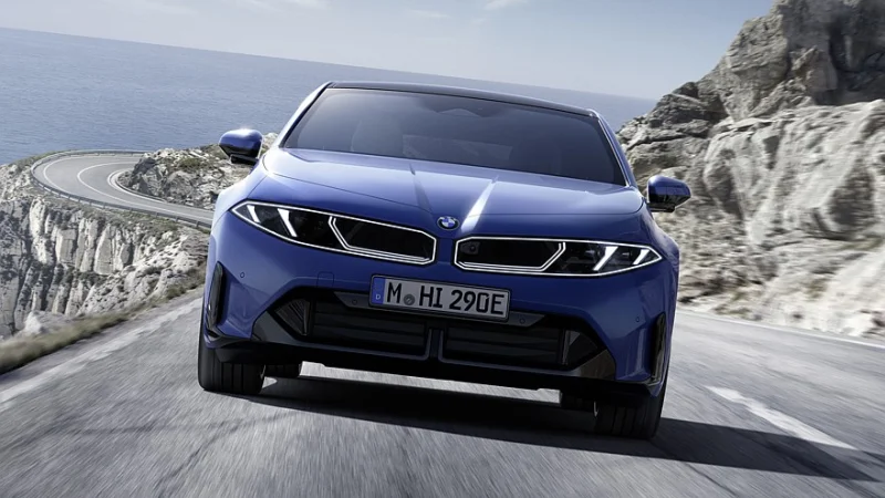 BMW представила глобальный электромобиль i3 с запасом хода до 900 км