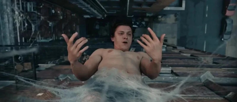 «Человек-паук: Новый день»: Питер Паркер мутирует в первом трейлере