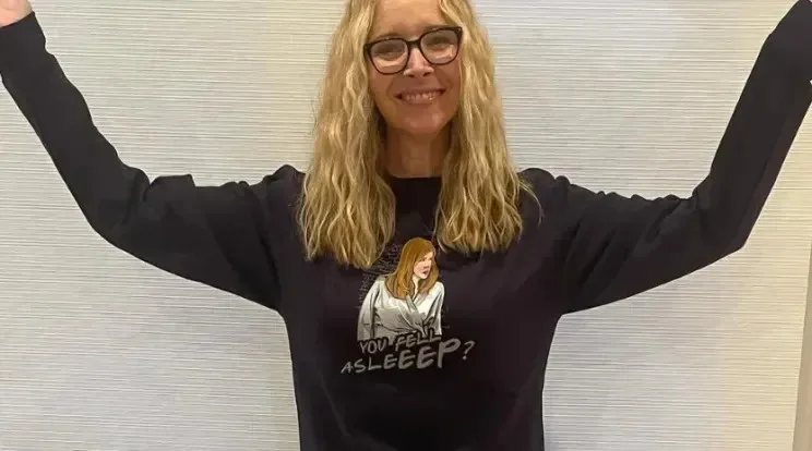 «Странный узор на лбу»: Лиза Кудроу навсегда отказалась от ботокса из-за побочных эффектов