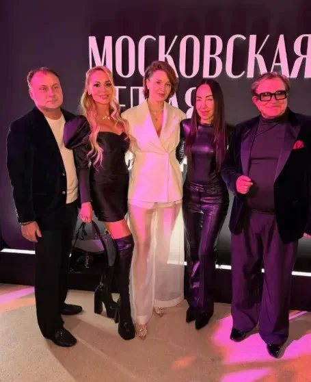 Дмитрий Дибров вышел в свет с новой возлюбленной