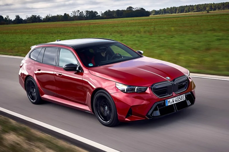 BMW M5 стал тяжелее, но не слабее: как новые экологические нормы изменили легендарный спорткар