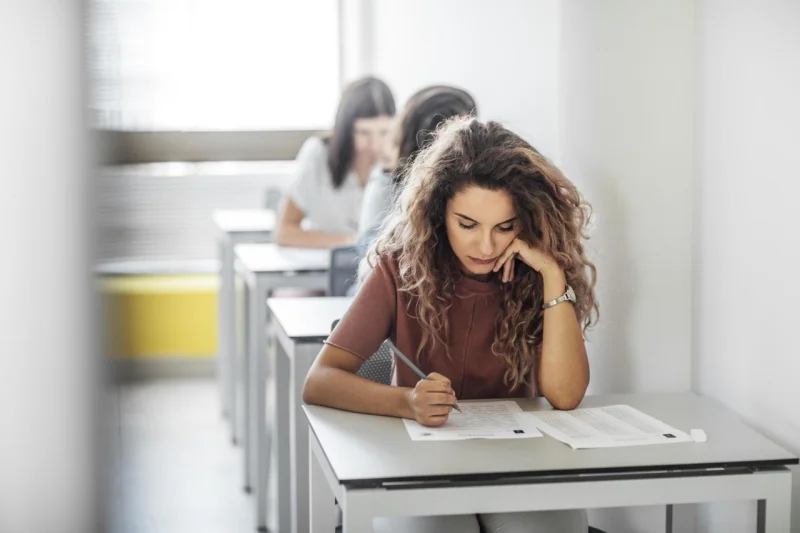Что можно и нельзя брать на ОГЭ и ЕГЭ в 2026 году: памятка для выпускников