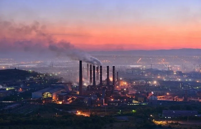 Промышленные гиганты: семь самых больших заводов на планете