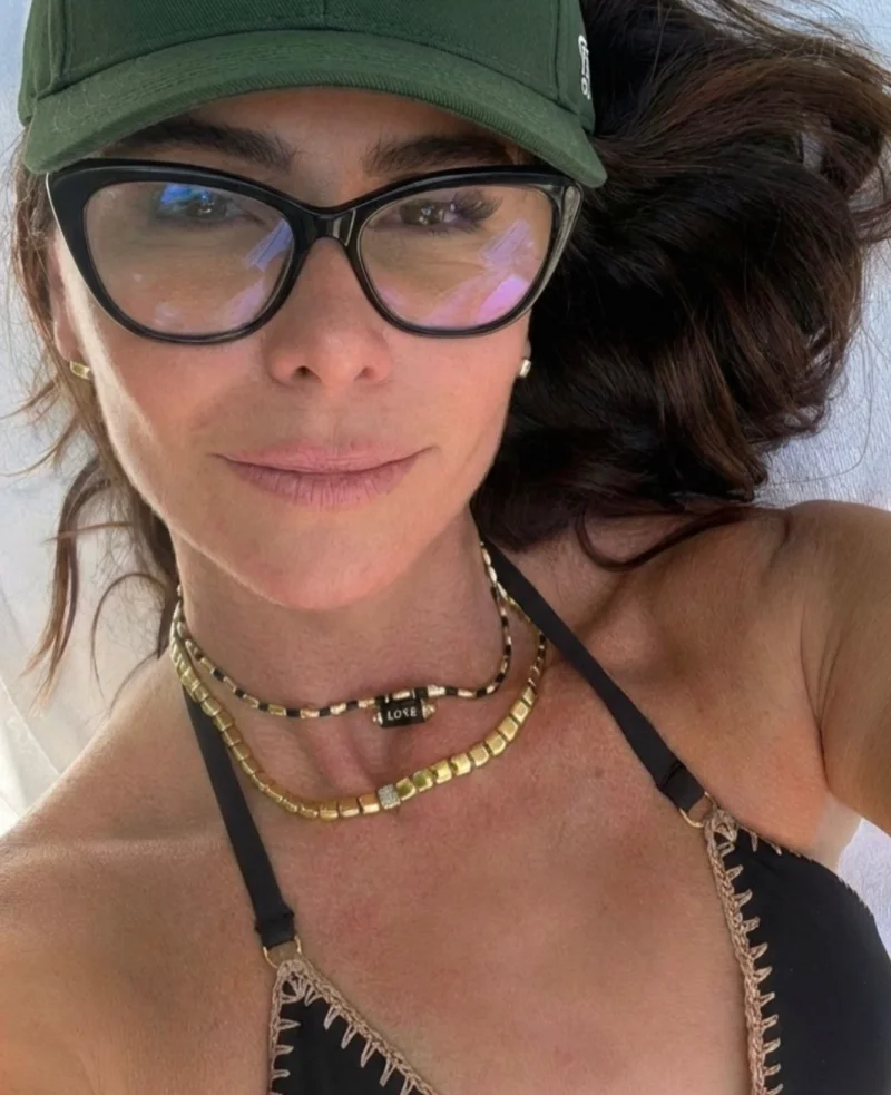 Джованна Антонелли в 50 лет: звезда «Клона» задула свечи на пляже