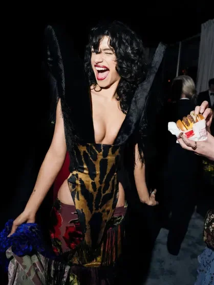 Голливудский бомонд оторвался на вечеринке после "Оскара": эксклюзивные кадры