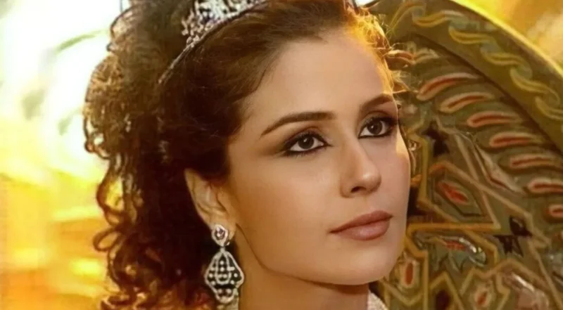 Джованна Антонелли в 50 лет: звезда «Клона» задула свечи на пляже