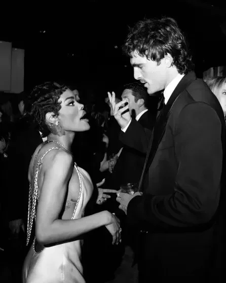 Голливудский бомонд оторвался на вечеринке после "Оскара": эксклюзивные кадры