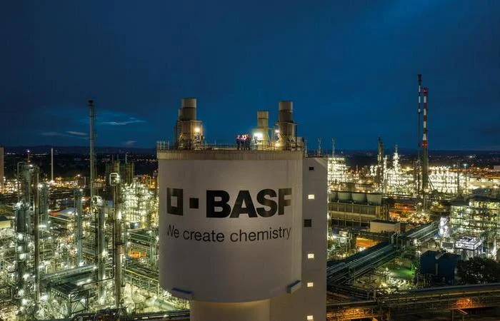 Промышленные гиганты: семь самых больших заводов на планете