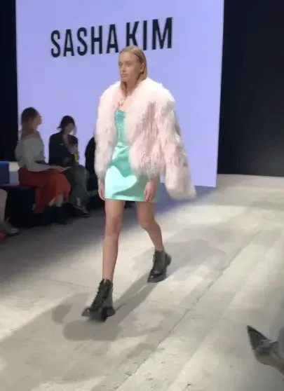 Звёздные наследники: дети Бондарчука, Дайнеко и других знаменитостей вышли на подиум