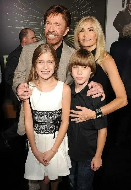 Ушел из жизни легенда боевиков: скончался Чак Норрис