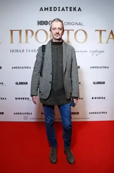 Богомолов против «Коммерсанта»: режиссёр обвинил газету в искажении его слов о студентах