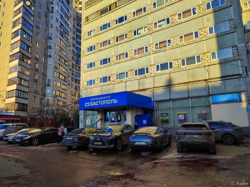 Забытый мир: как московская гостиница «Севастополь» превратилась в восточный базар