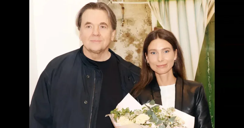 Светская тусовка на открытии выставки Тима Парщикова Color Matrix