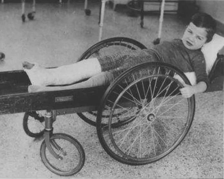 Жуткие медицинские приборы прошлого: как лечили в начале XX века