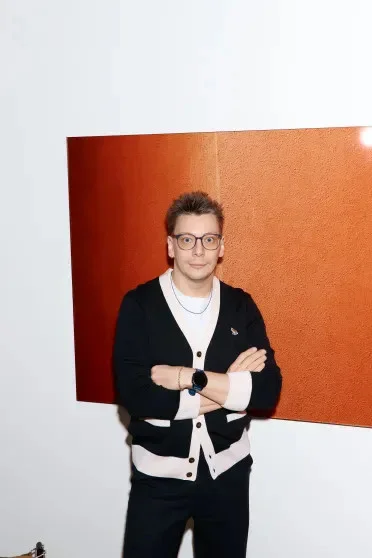 Светская тусовка на открытии выставки Тима Парщикова Color Matrix