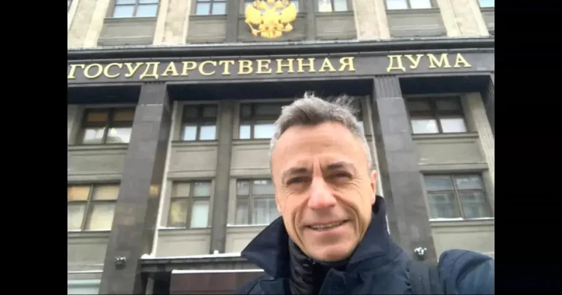 Депутат Госдумы оскорбил умершего Чака Норриса и устроил перепалку в соцсетях