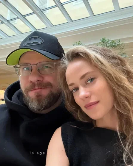 Асмус в фате: новая шутка актрисы в адрес бывшего мужа Харламова