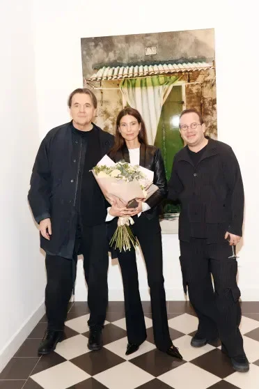 Светская тусовка на открытии выставки Тима Парщикова Color Matrix