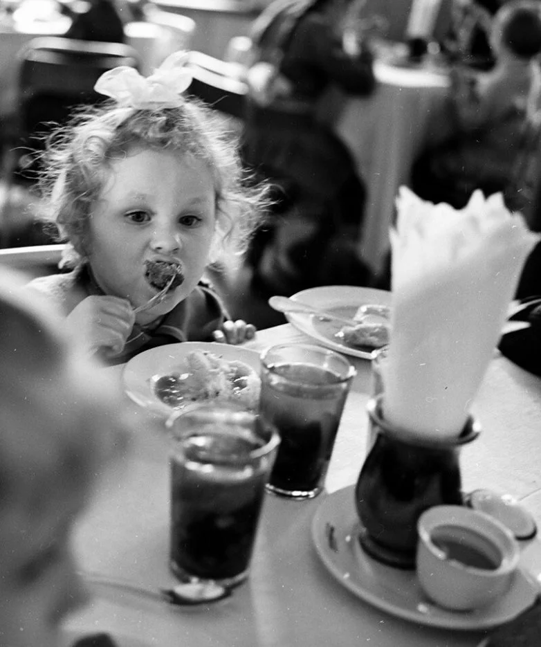 Снимки, которые помнят: душевная подборка фотографий и артефактов советской эпохи