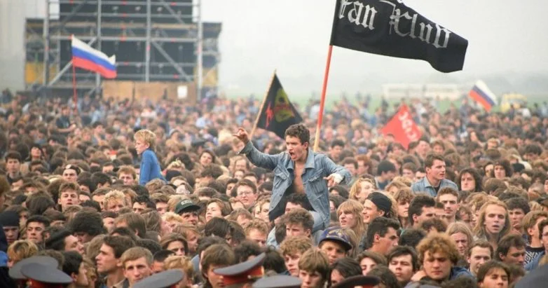 Забытые кадры: повседневная жизнь России в лихие 90-е