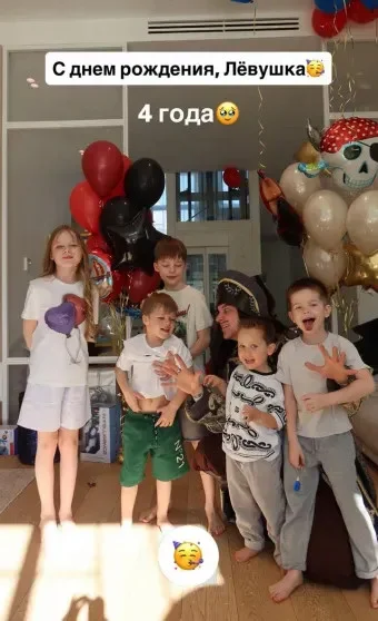 Лерчек ненадолго покинула больницу ради празднования дня рождения сына