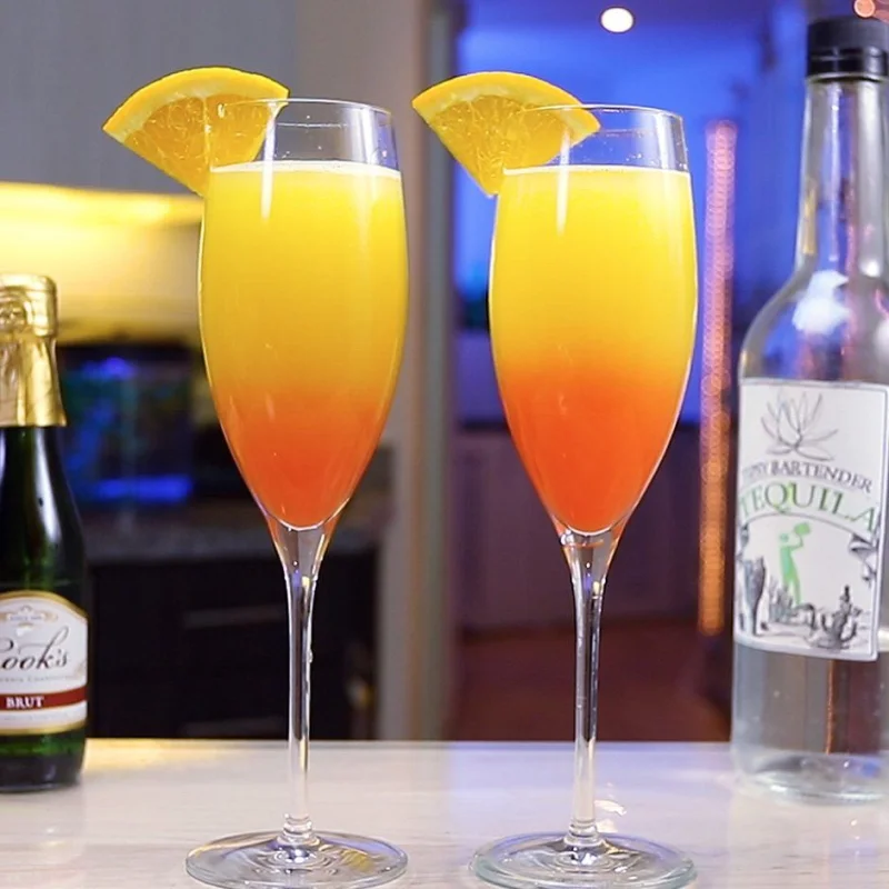 Пять знаменитых английских коктейлей: от Бонда до наших дней