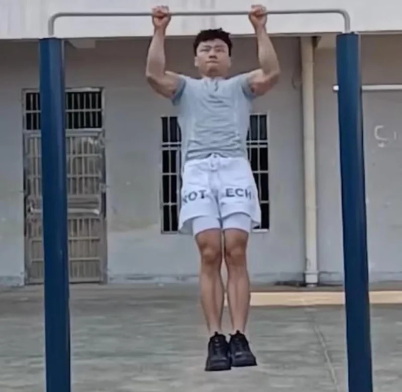 Невероятная сила: мировые рекорды по выходам силой