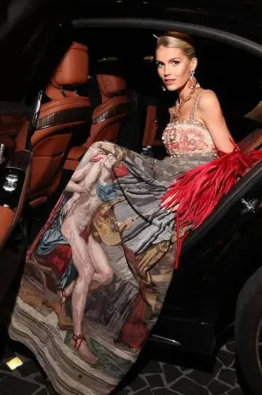 Племянница Дианы Китти Спенсер в платье-шедевре на Балу роз в Монако