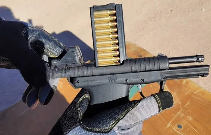 7 самых странных пистолетов, которые выглядят как оружие будущего