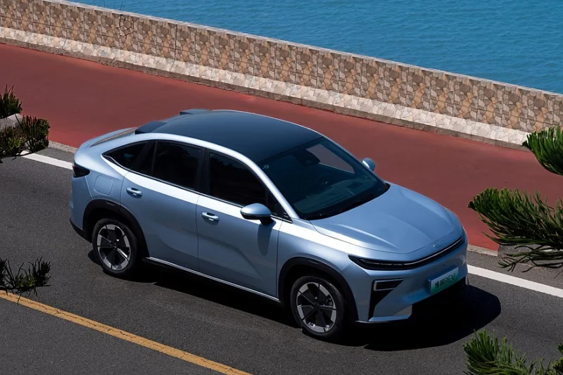 Geely Boyue REV: стартовали продажи нового гибридного кросс-купе