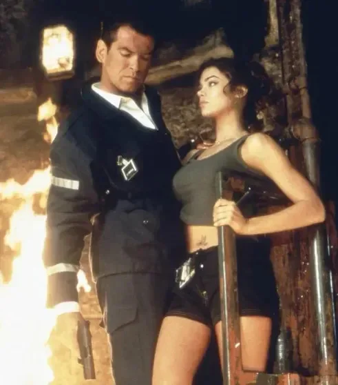 Дениз Ричардс показала лицо после пластики: «Вернула себе лицо из 90-х»