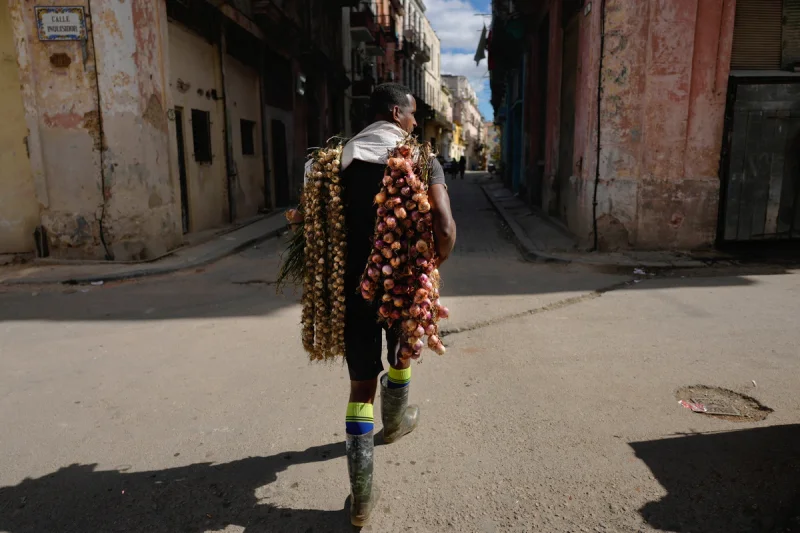 Островной колорит: как живут люди на Кубе