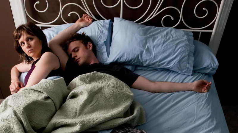 Что ваша поза во сне говорит о ваших эмоциях и тревогах