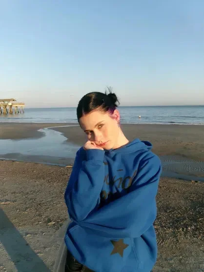 Надежда Ефремова загорает на пляжах Флориды