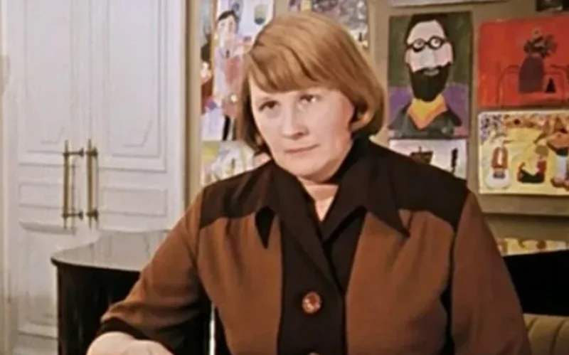 Кого на самом деле стоит ненавидеть в "Служебном романе"? Мнение, которое вызовет споры