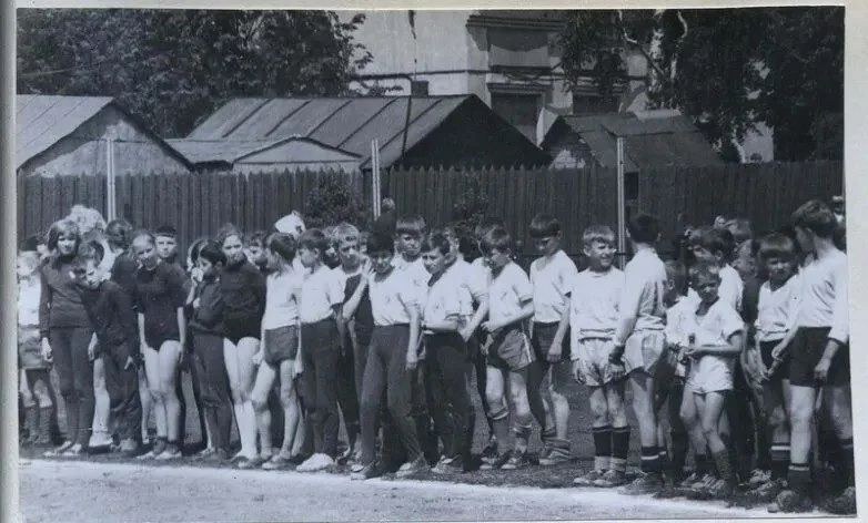 Детство без гаджетов: Когда мальчики гордились силой, а не шмотками