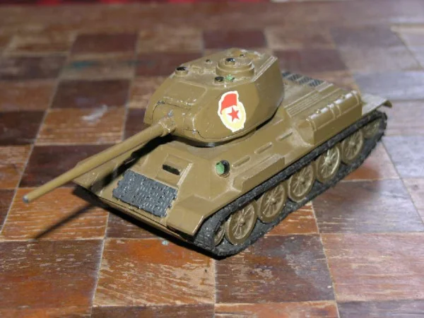 Сокровища из детства: моя коллекция игрушечного транспорта