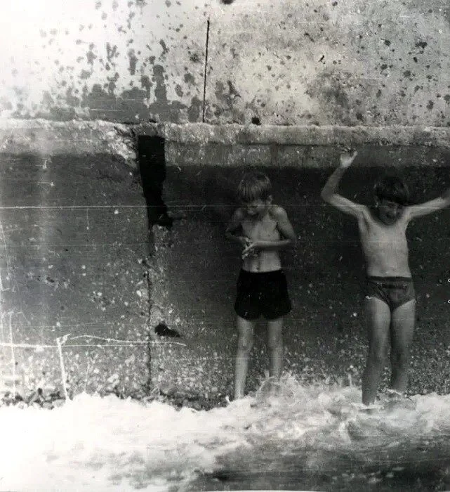 Детство без гаджетов: Когда мальчики гордились силой, а не шмотками