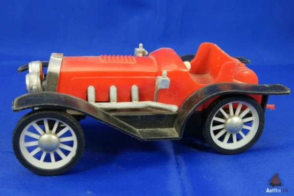 Сокровища из детства: моя коллекция игрушечного транспорта