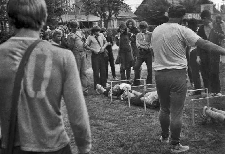 Детство без гаджетов: Когда мальчики гордились силой, а не шмотками