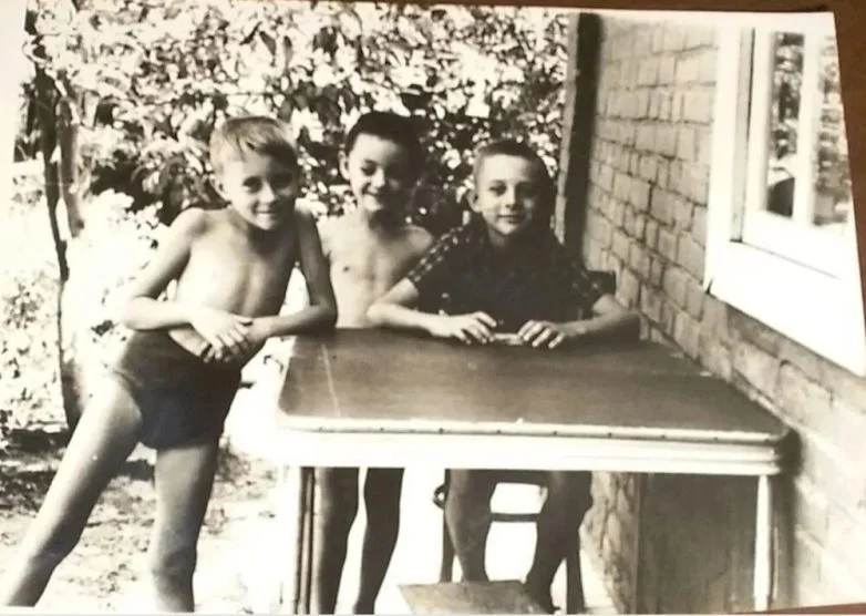 Детство без гаджетов: Когда мальчики гордились силой, а не шмотками