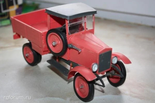 Сокровища из детства: моя коллекция игрушечного транспорта