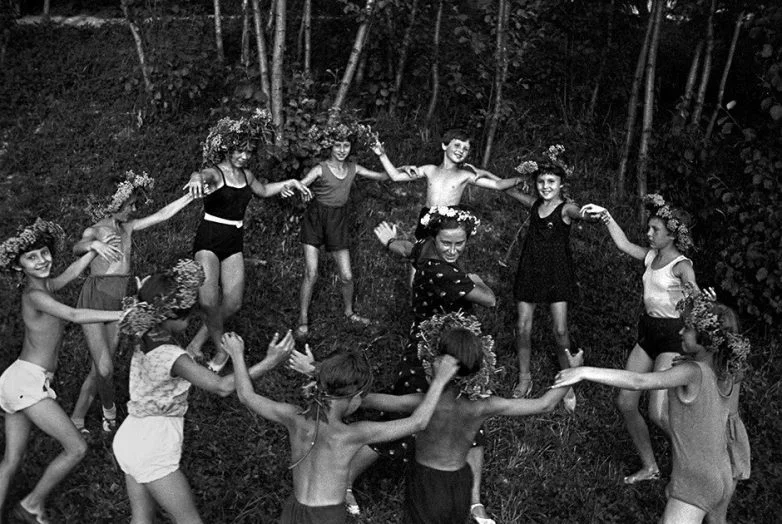 Детство без гаджетов: Когда мальчики гордились силой, а не шмотками