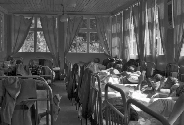 Детство без гаджетов: Когда мальчики гордились силой, а не шмотками