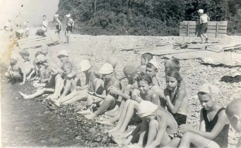 Детство без гаджетов: Когда мальчики гордились силой, а не шмотками