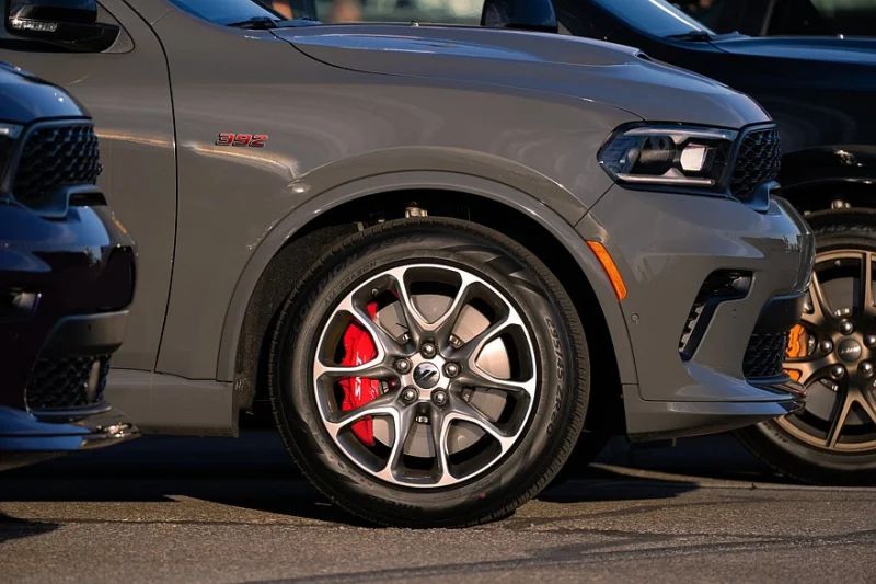 Dodge возвращает мощный Durango R/T 392 с двигателем V8